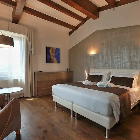 Relais Val D'orcia 3*