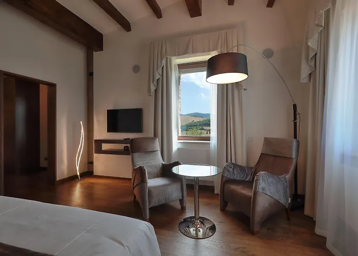 Relais Val D'orcia 3*