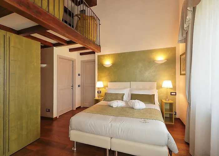 Hotel Relais Val D'orcia 3*