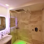 Relais Val D'orcia فندق 3*