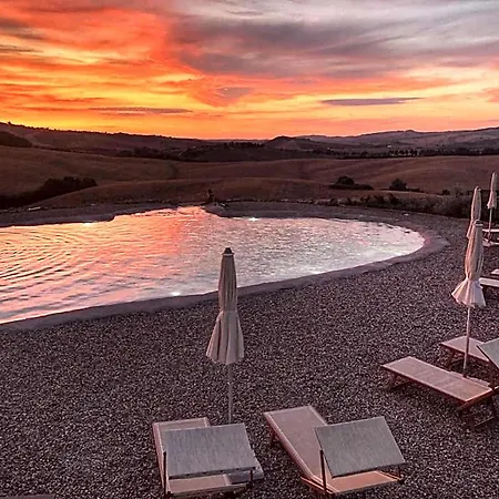 Relais Val D'orcia 3* פיינצה